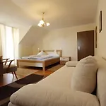 호텔 Adria Stuben Urbar (Mayen-Koblenz)