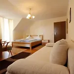 호텔 Adria Stuben Urbar (Mayen-Koblenz)