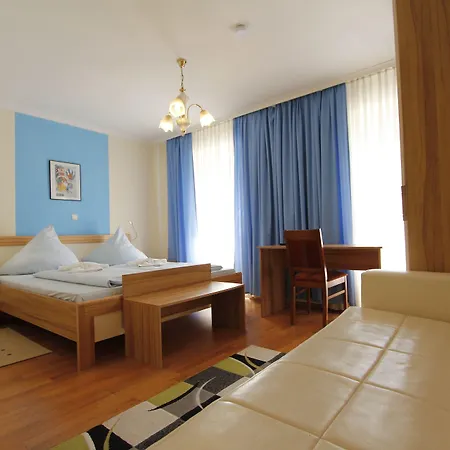 Adria Stuben 3*