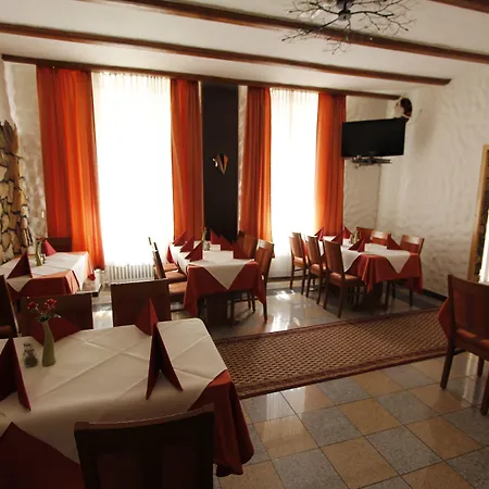 فندق Adria Stuben 3*