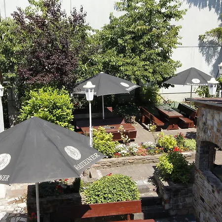 فندق Adria Stuben