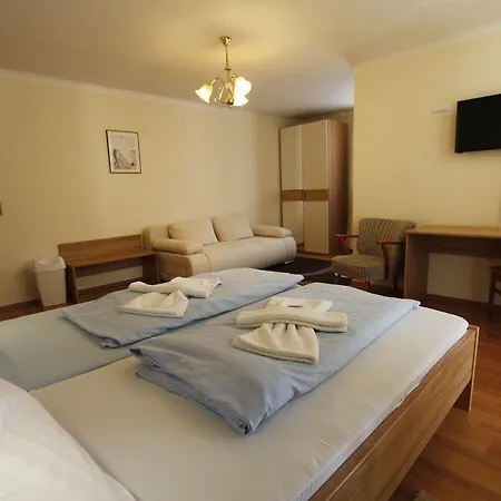 Adria Stuben 3* Urbar (Mayen-Koblenz)